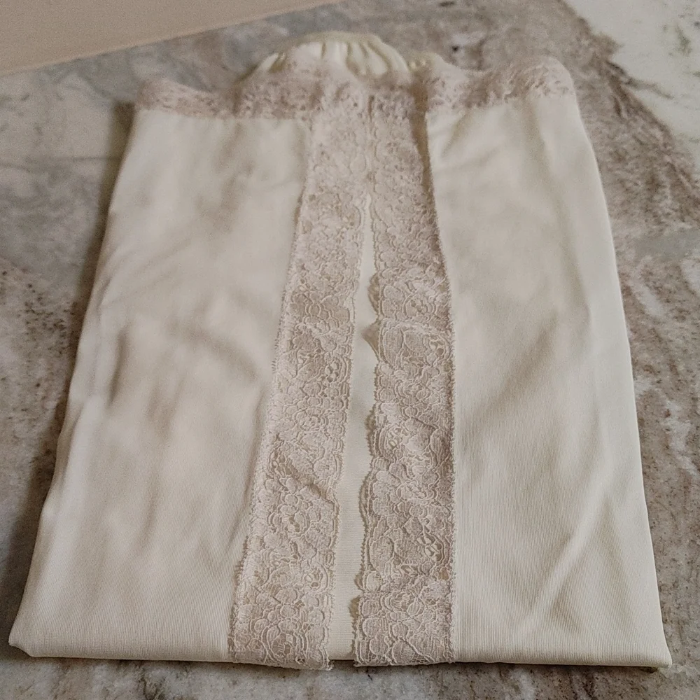 Vintage Long Straight Half Slip with Slit - Picture 3 of 7